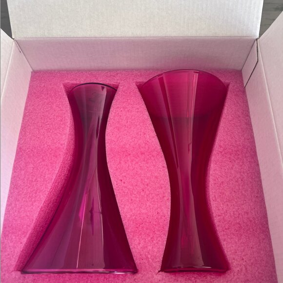 Barbie Cocktail Glasses - Picture 4 of 5